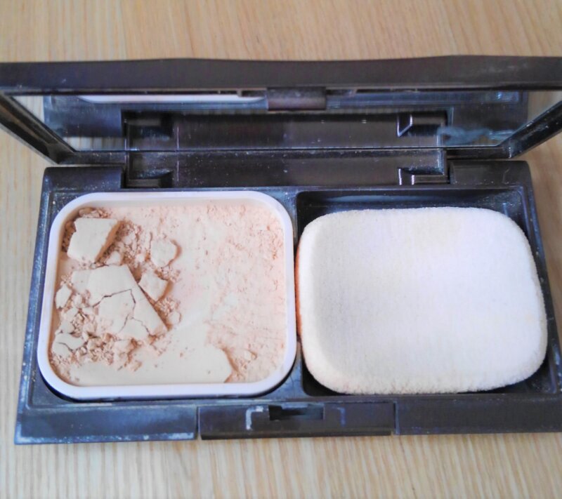 買ったばかりのファンデーションが割れた 復活 活用させる方法は たねちゃんち 買ったばかりのファンデーションが割れた 復活 活用させる方法は たねちゃんち